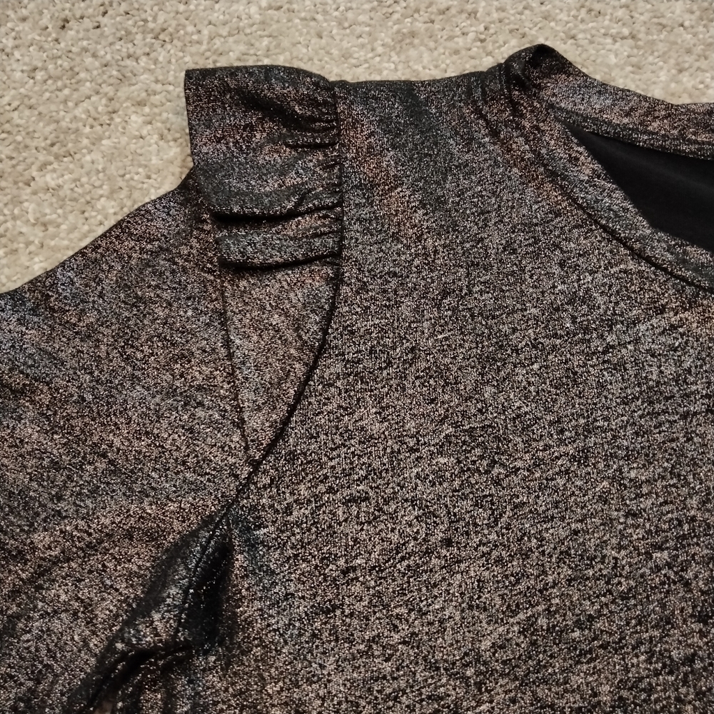 NWT Sz M Michael Kors Women's Metallic Silver Knit Top - Picture 8 of 10